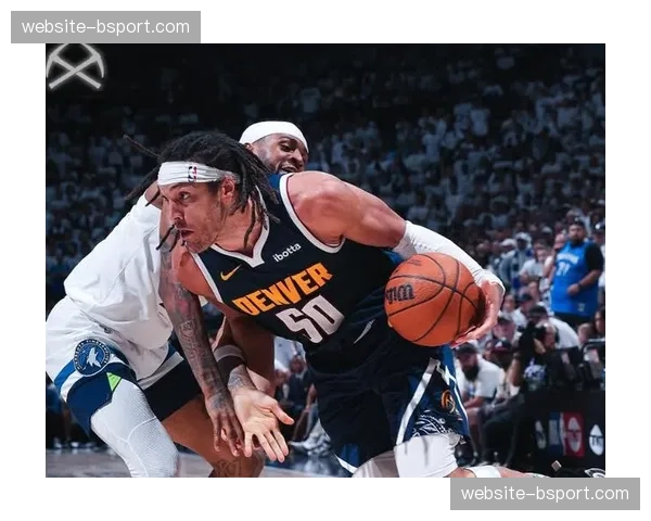 战术复盘：森林狼如何用无限换防锁死约基奇的传球路线